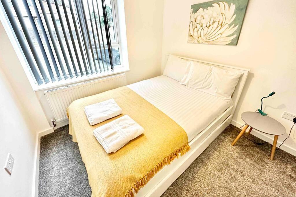 Paradigm House, Stunning 2-Bedroom Apartment 1, Free Parking, Oxford Exteriör bild
